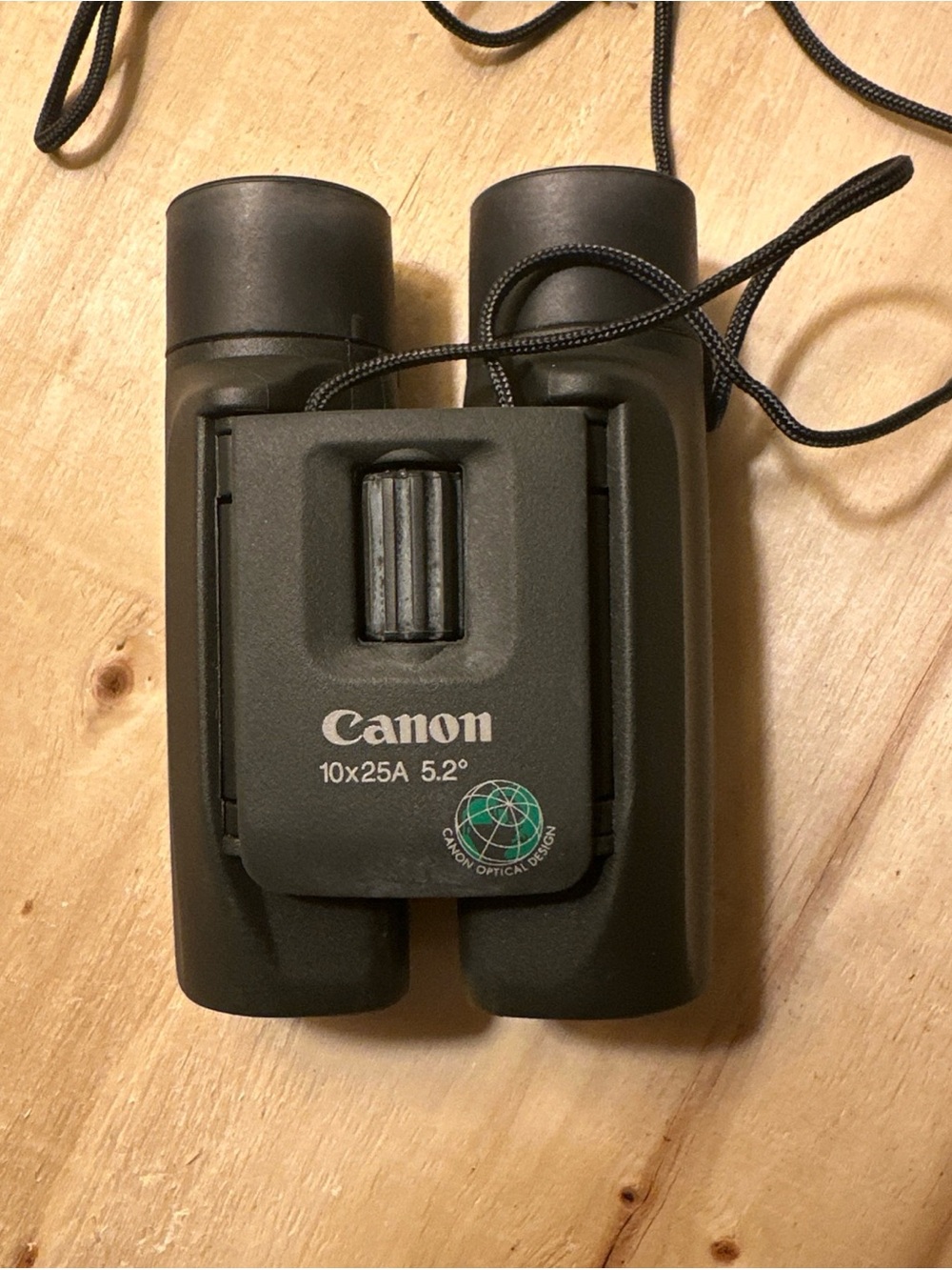 Canon 10x25A Compact Binoculars in Black (with case & carrying strap)